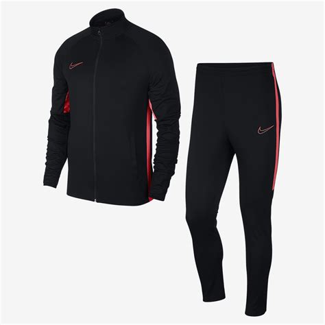 nike dri fit trainingsanzug herren neue|Trainingsanzüge für Herren .